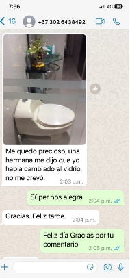 ¡Brillo Total! Desmanchador Potente para Vidrios de Baño